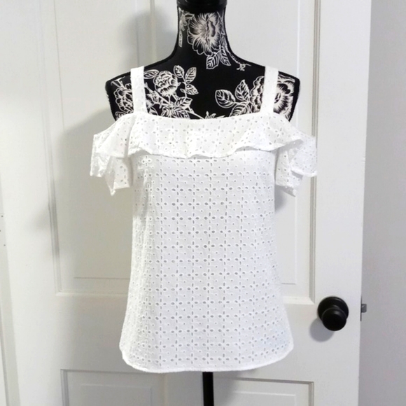 🤍Cremieux🤍 - White Eyelet Cold Shoulder Jane Top - Picture 1 of 12